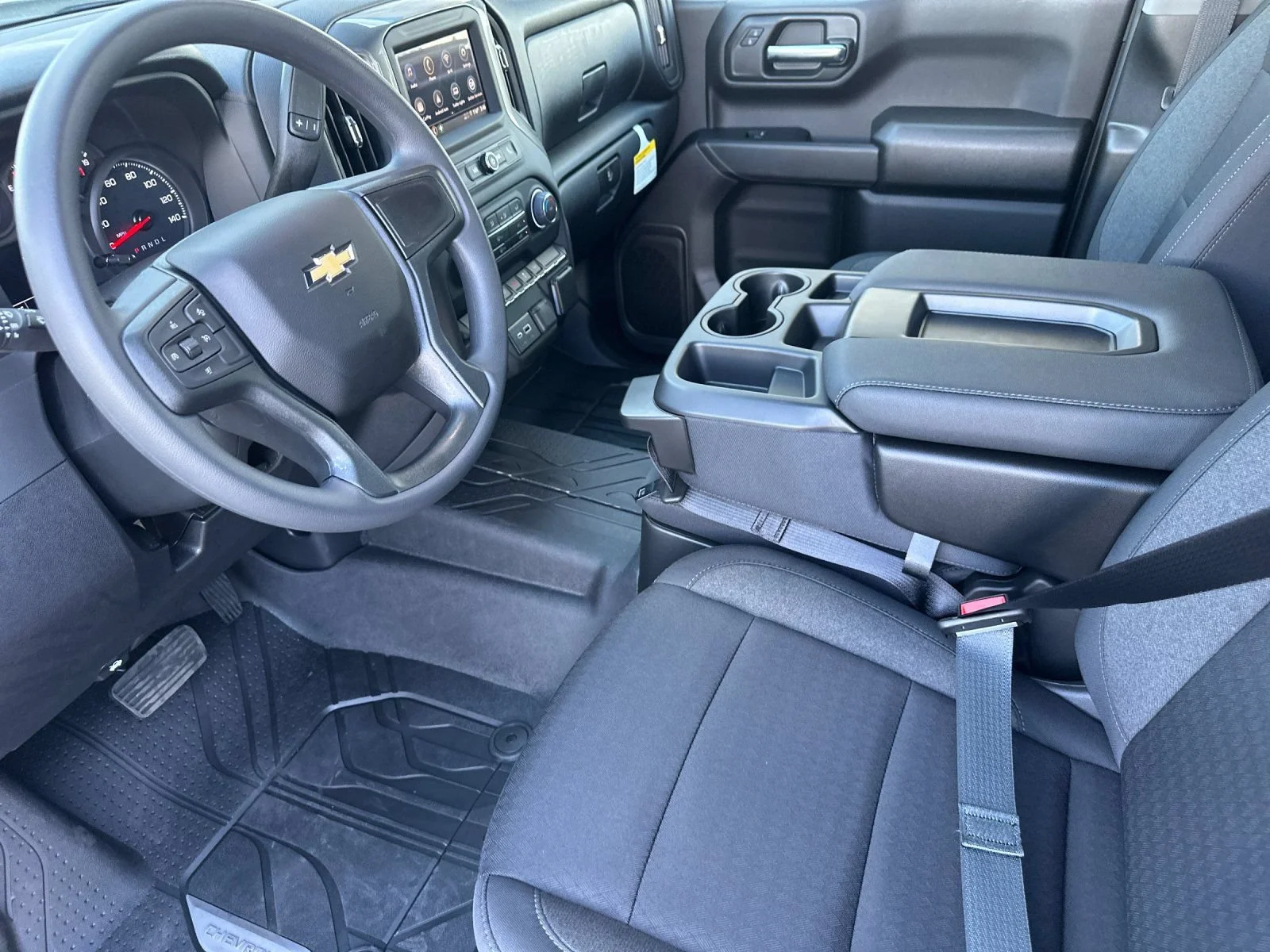 2026 Chevrolet Silverado 1500 Custom - Photo 10