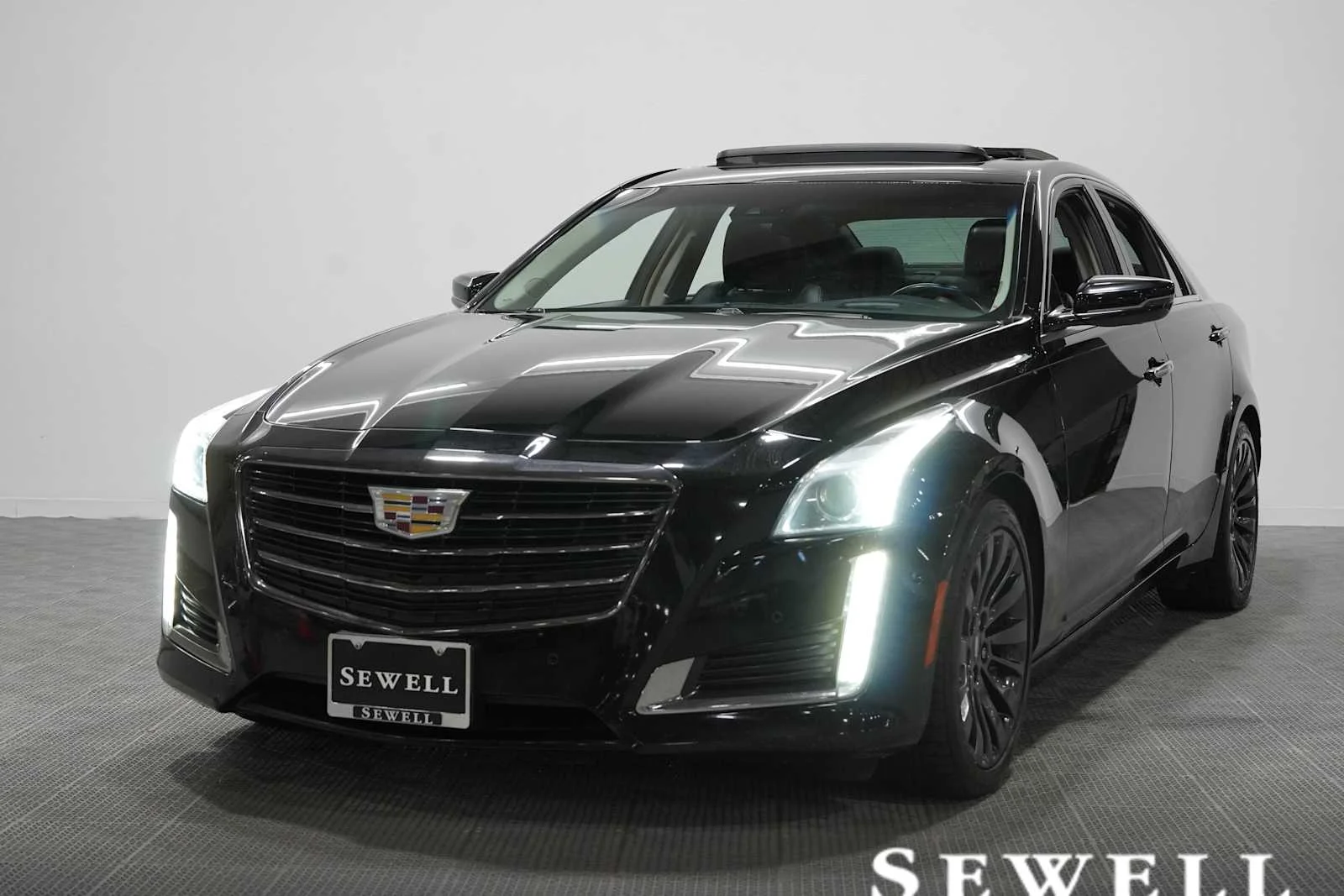 2016 Cadillac CTS 3.6 RWD Performance Collection's photo