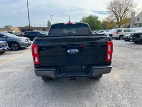 Used 2020 Black Ford XLT image 34