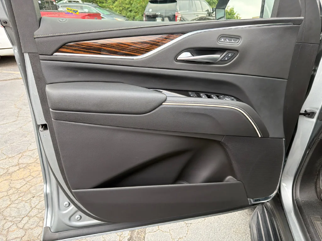 Used 2024 Silver Cadillac Premium Luxury image 10