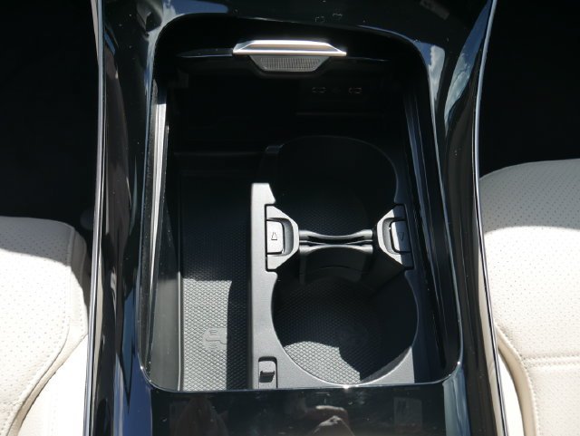 New 2027 Polar White Mercedes-Benz E 350 image 37