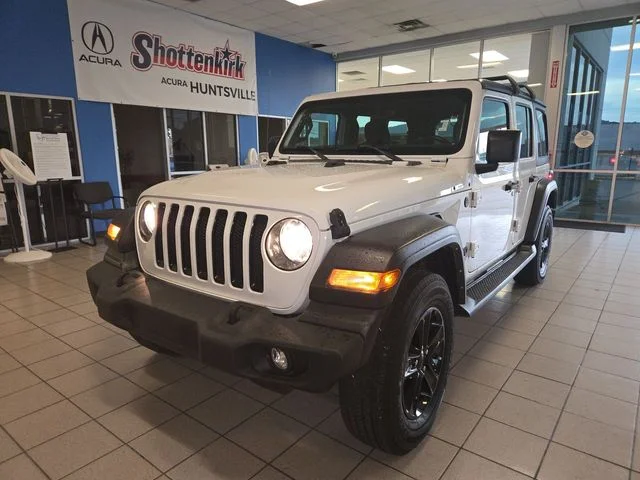 2022 Jeep Wrangler Altitude's photo