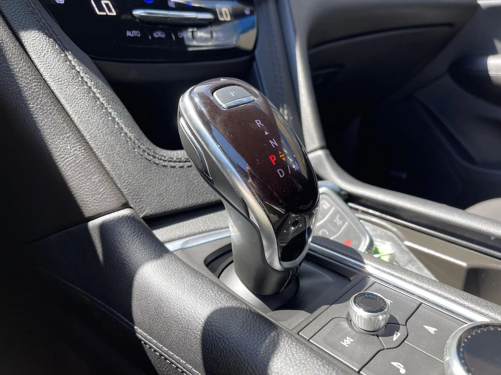Used 2024 Emerald Lake Metallic Cadillac Sport image 33