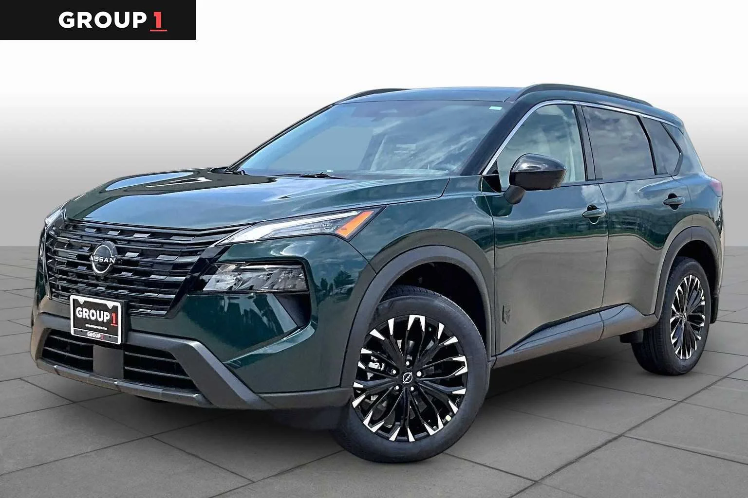 2026 Nissan Rogue Dark Armor's photo