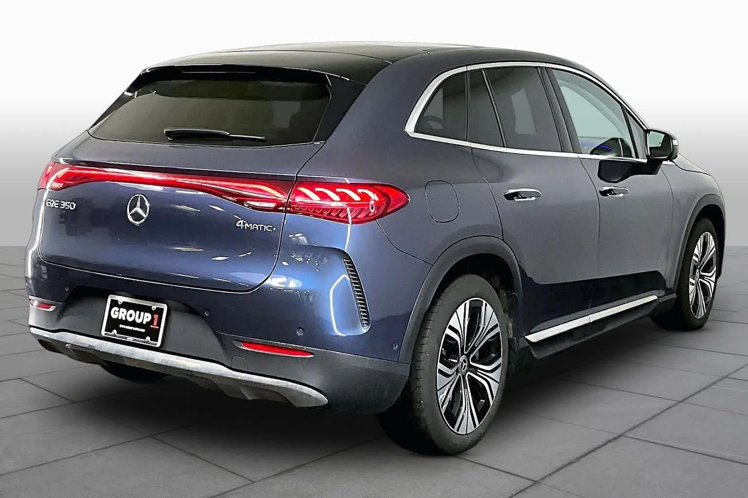 Used 2023 Twilight Blue Metallic Mercedes-Benz EQE 350 image 12