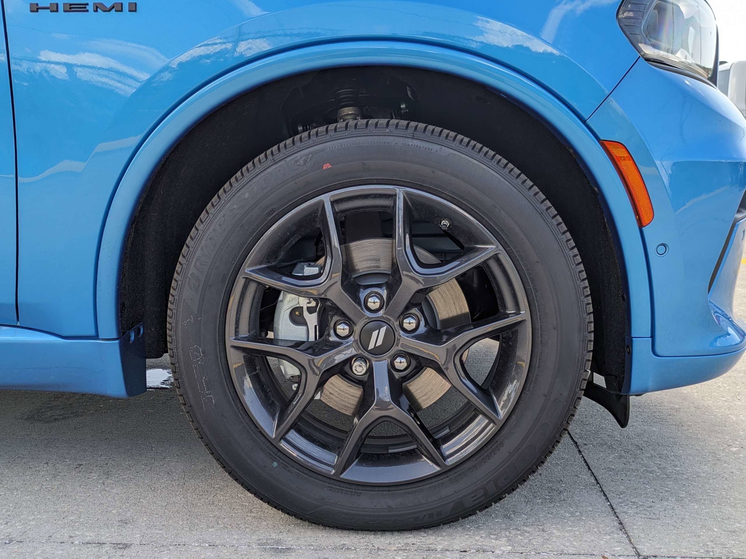 New 2026 B5 Blue Exterior Paint Dodge GT HEMI V8 image 10