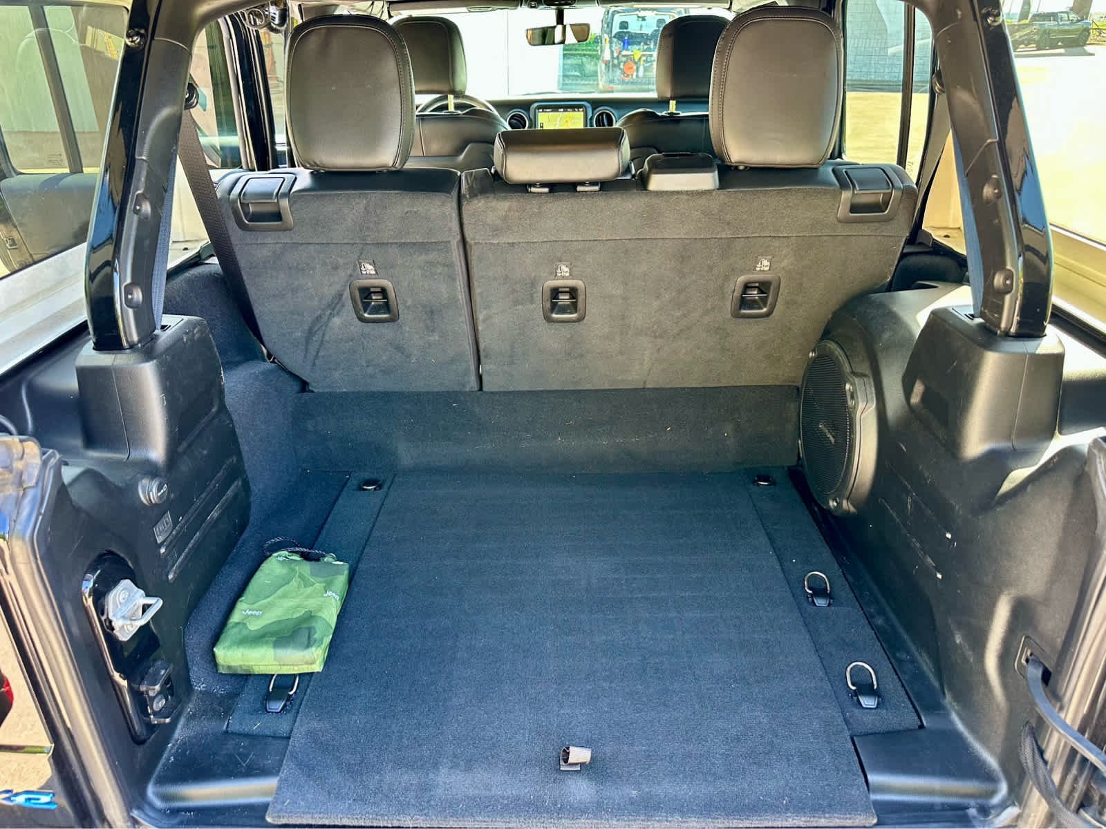 Used 2023 Black Clearcoat Jeep Rubicon image 13