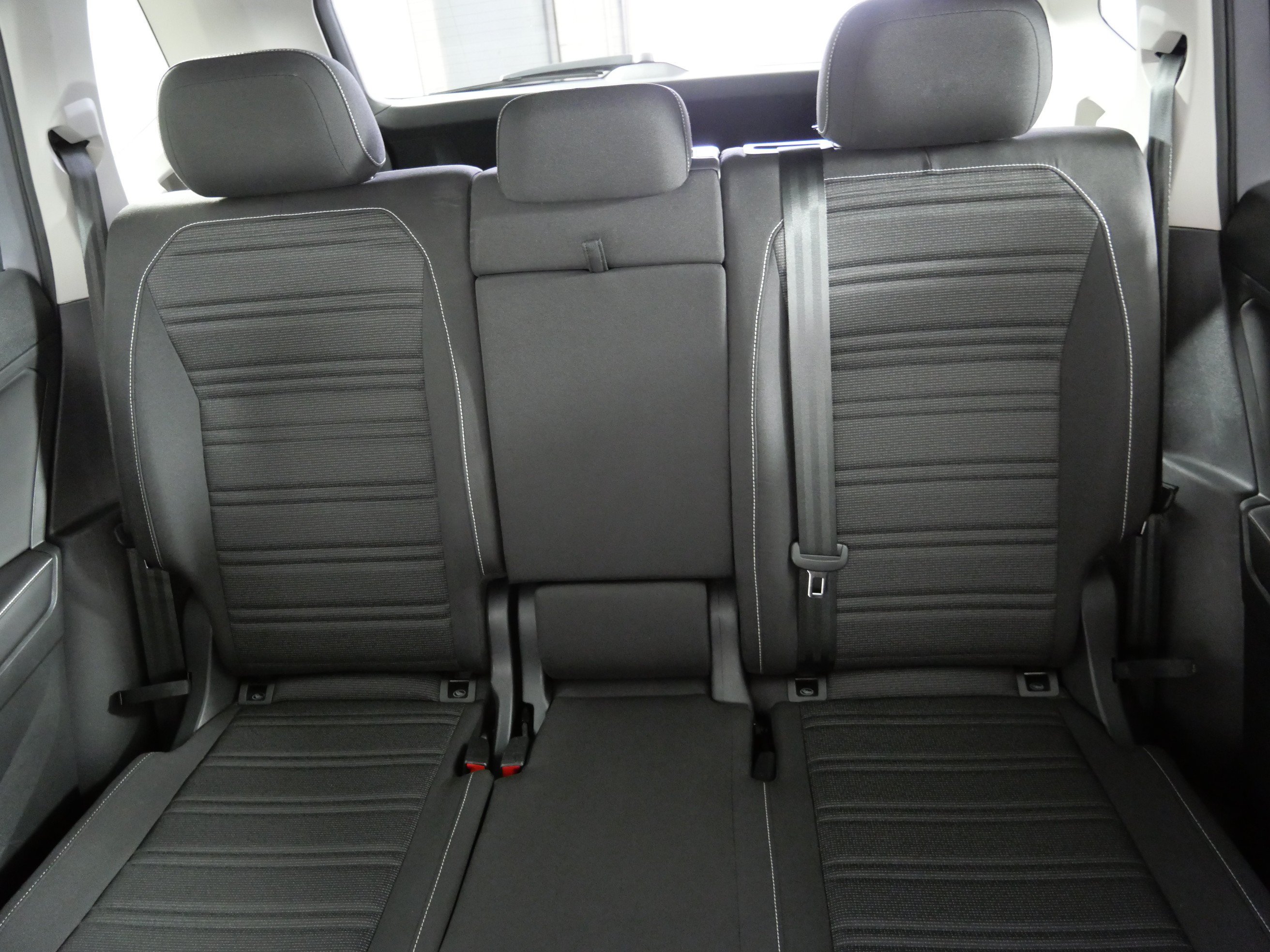 Used 2024 Silver Volkswagen S image 13