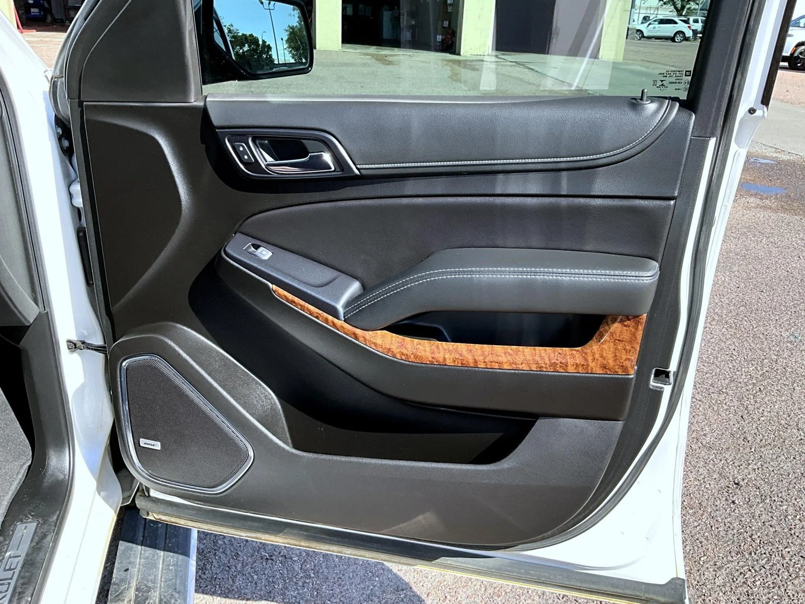 Used 2019 Beige Chevrolet Premier image 18