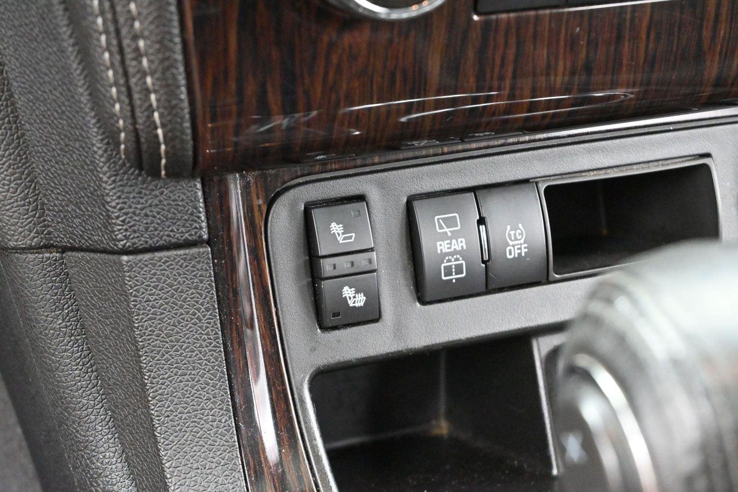 Used 2016 Tungsten Metallic Chevrolet LT image 26