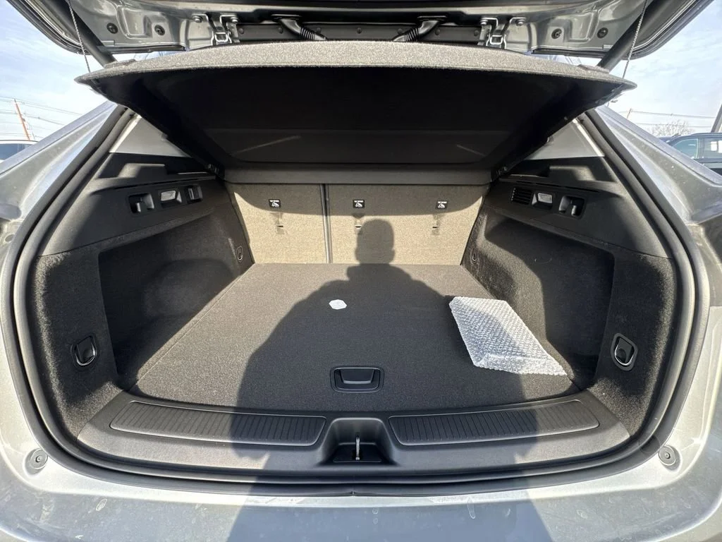 New 2026 Moonstone Gray Metallic Buick Avenir image 24