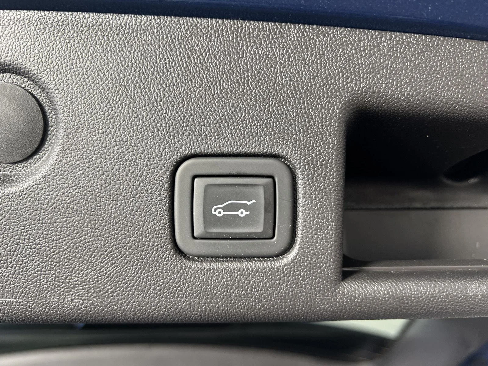 Used 2024 Lakeshore Blue Metallic Chevrolet RS image 21
