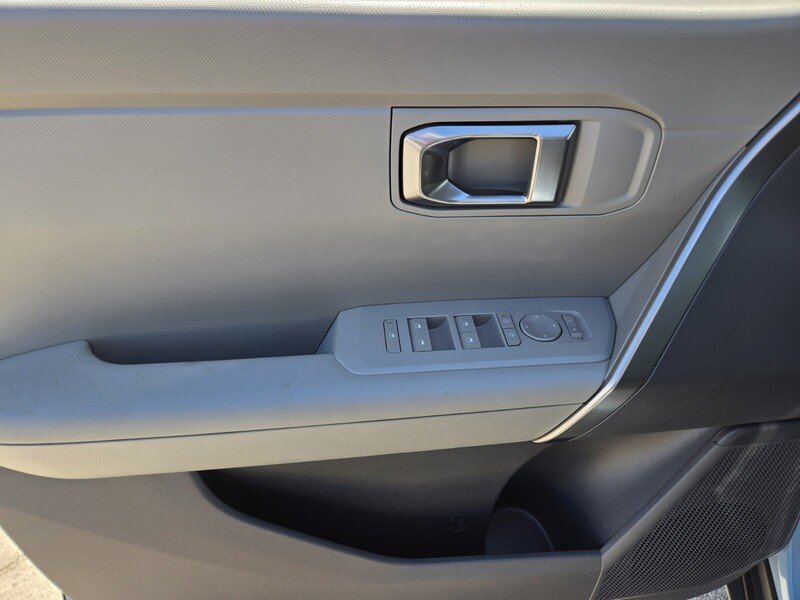 New 2027 Frost Blue / Black Roof Kia S image 9