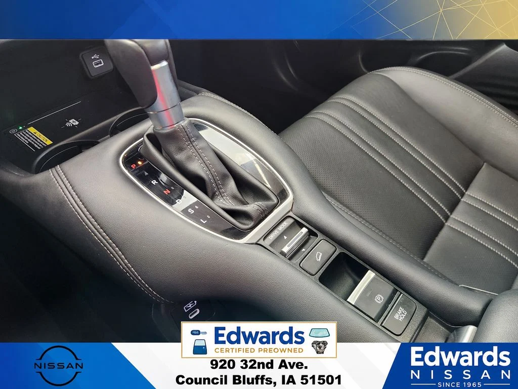 Used 2024 White Honda EX-L image 27