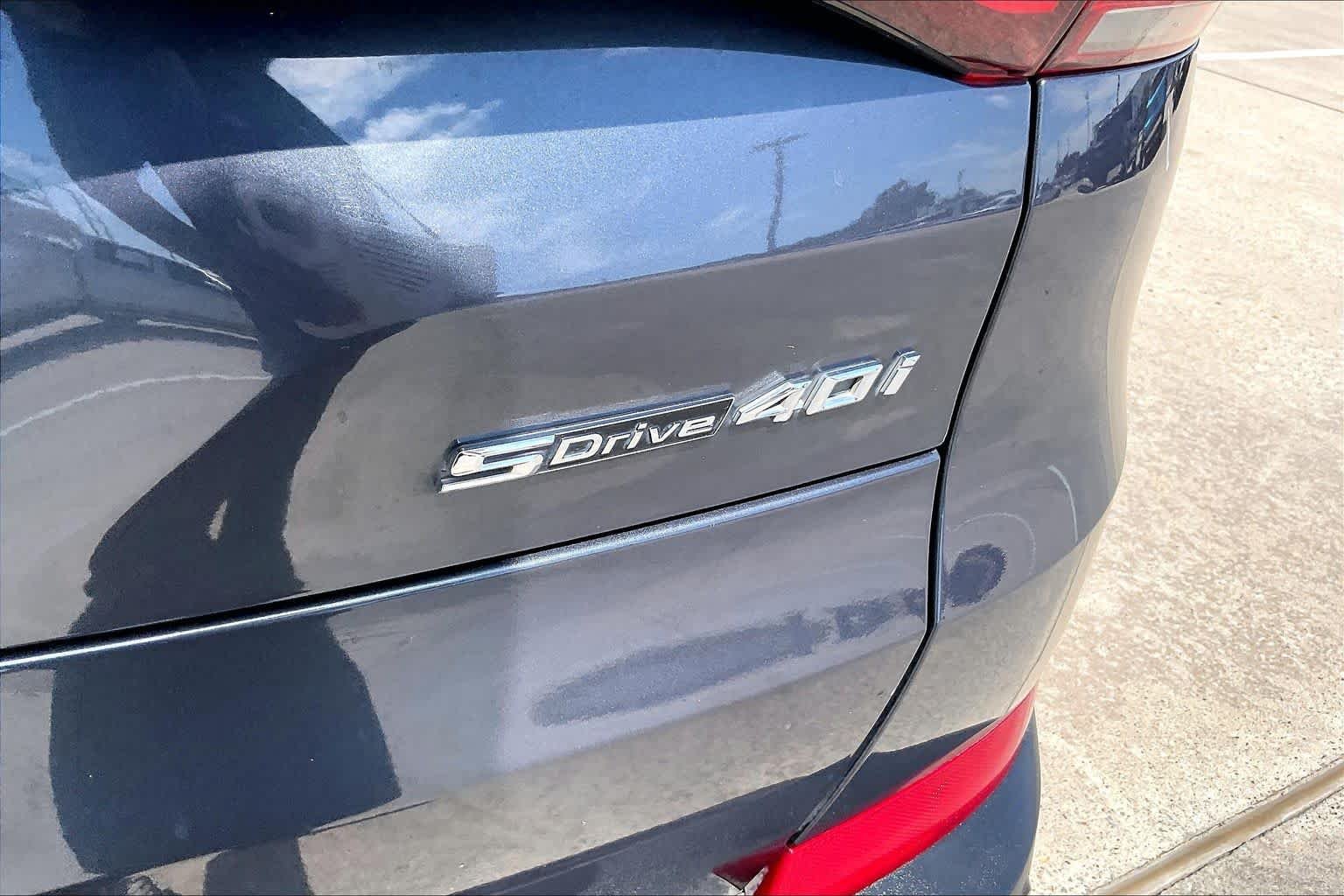 Used 2020 Arctic Gray Metallic BMW sDrive40i image 9