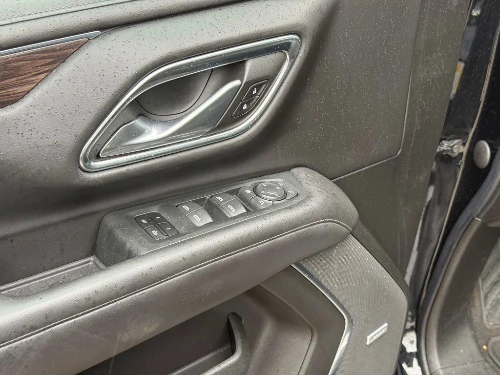 Used 2022 Black Chevrolet LT image 11