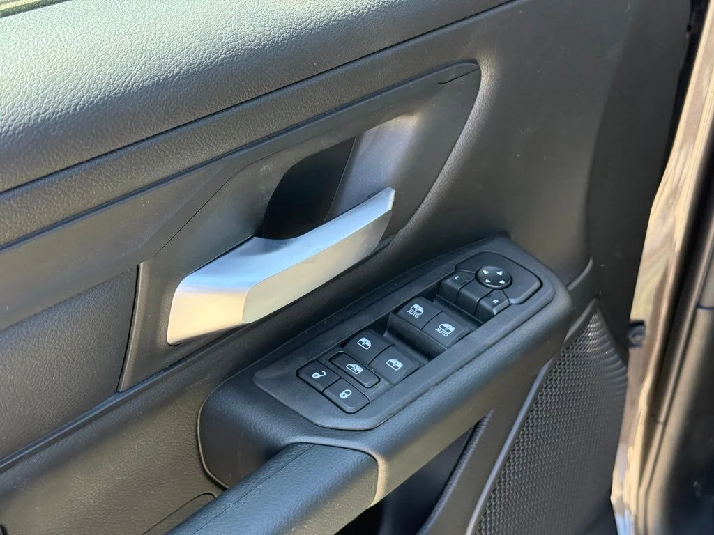 New 2026 Granite Crystal Metallic Clear-Coat Exterior Paint RAM Express image 11