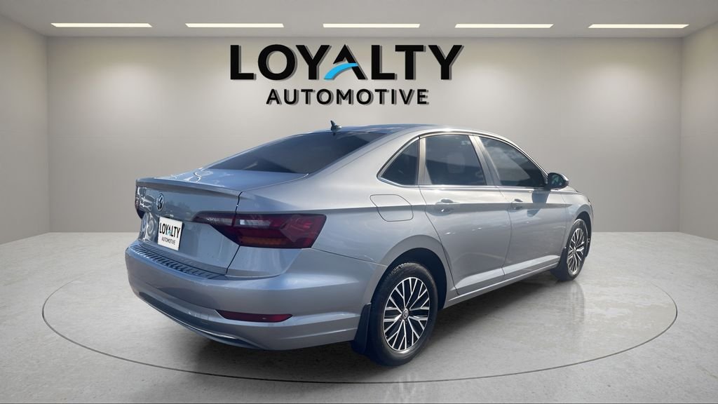 Used 2019 Silver Volkswagen 1.4T SE image 5