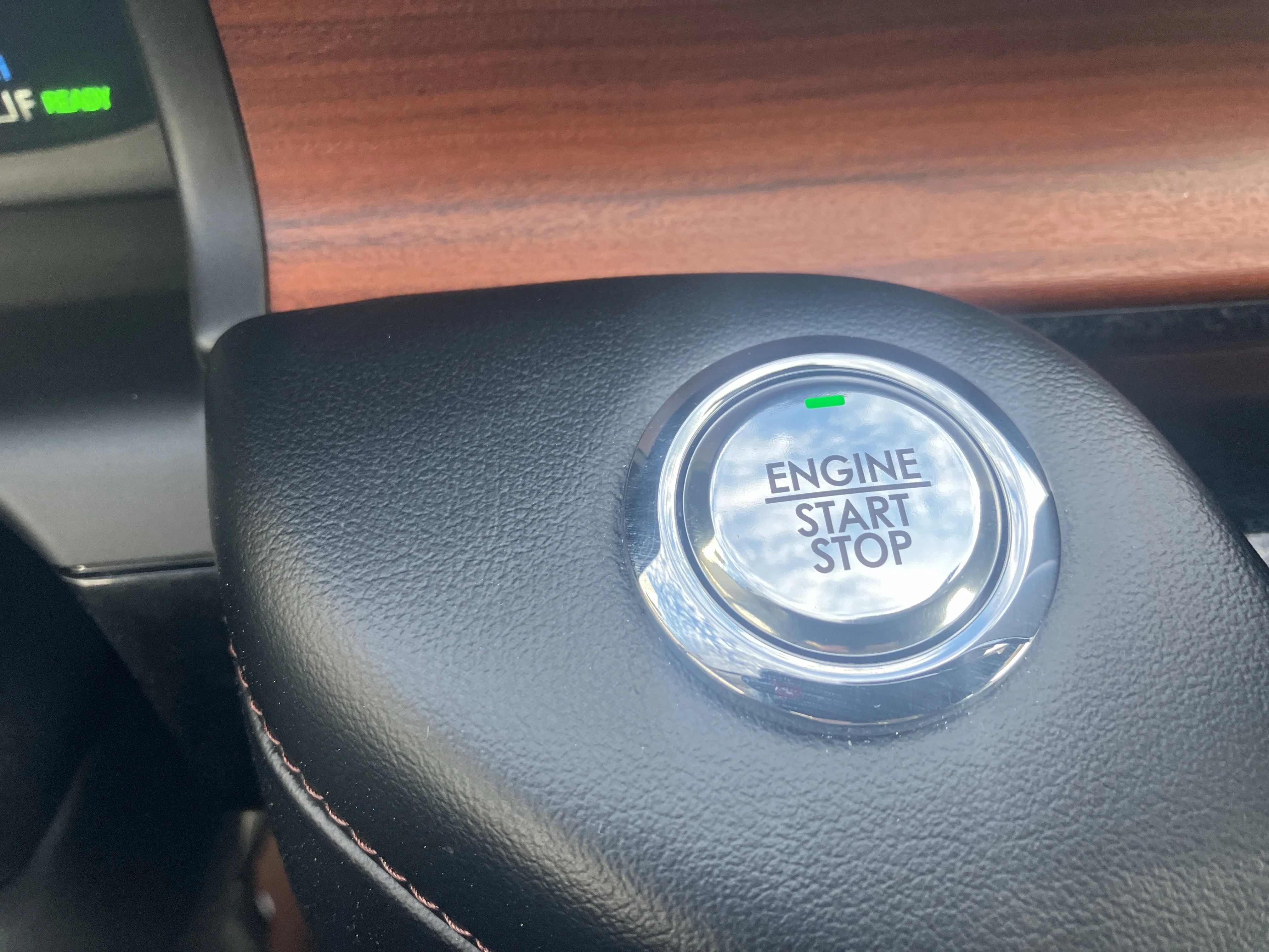 Used 2020 Radiance Metallic Lincoln Grand Touring image 29