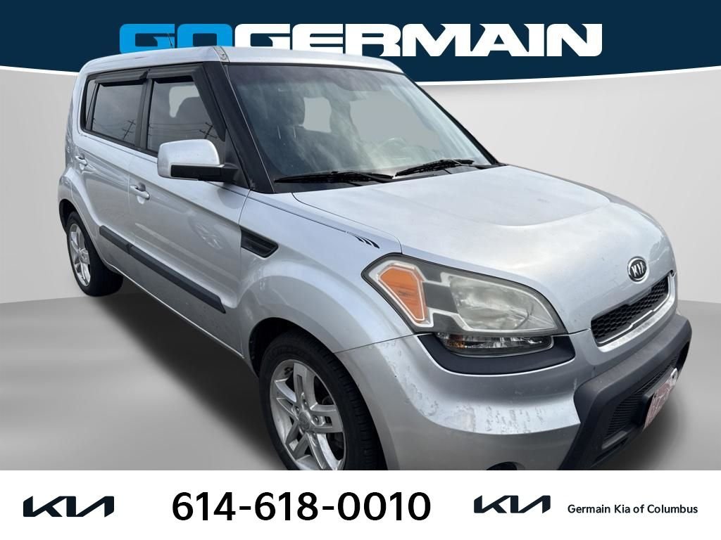 Used 2011 Silver Kia Plus image 6