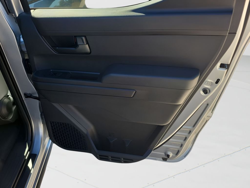 2026 Toyota Tacoma SR5 - Photo 42