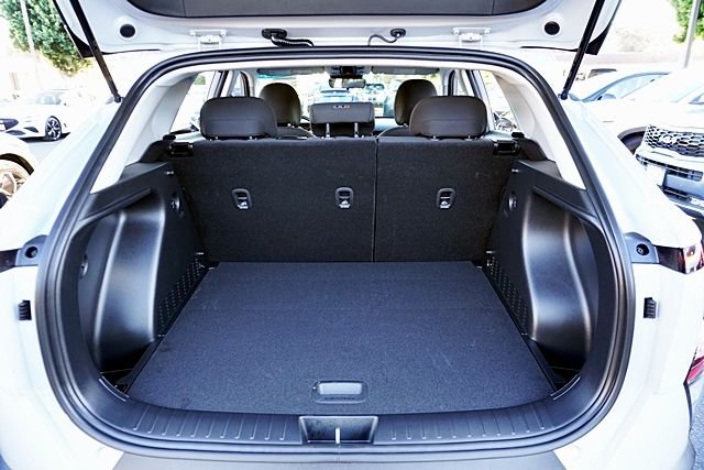 Used 2026 Gray Hyundai SEL Sport image 12