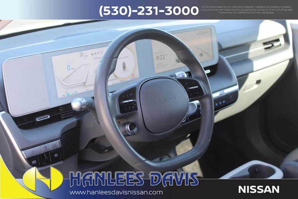 Used 2024 Gray Hyundai SEL image 12