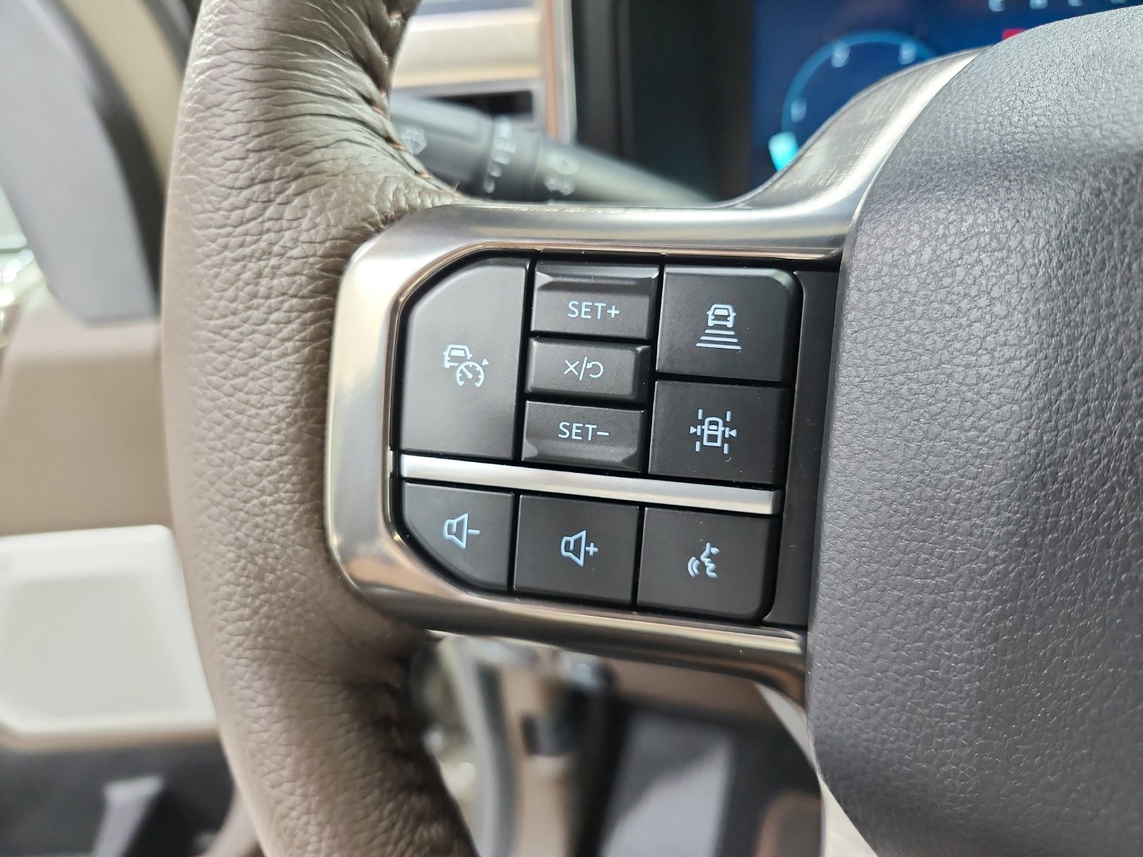 New 2027 Marsh Gray Metallic Ford F-250® King Ranch® image 24