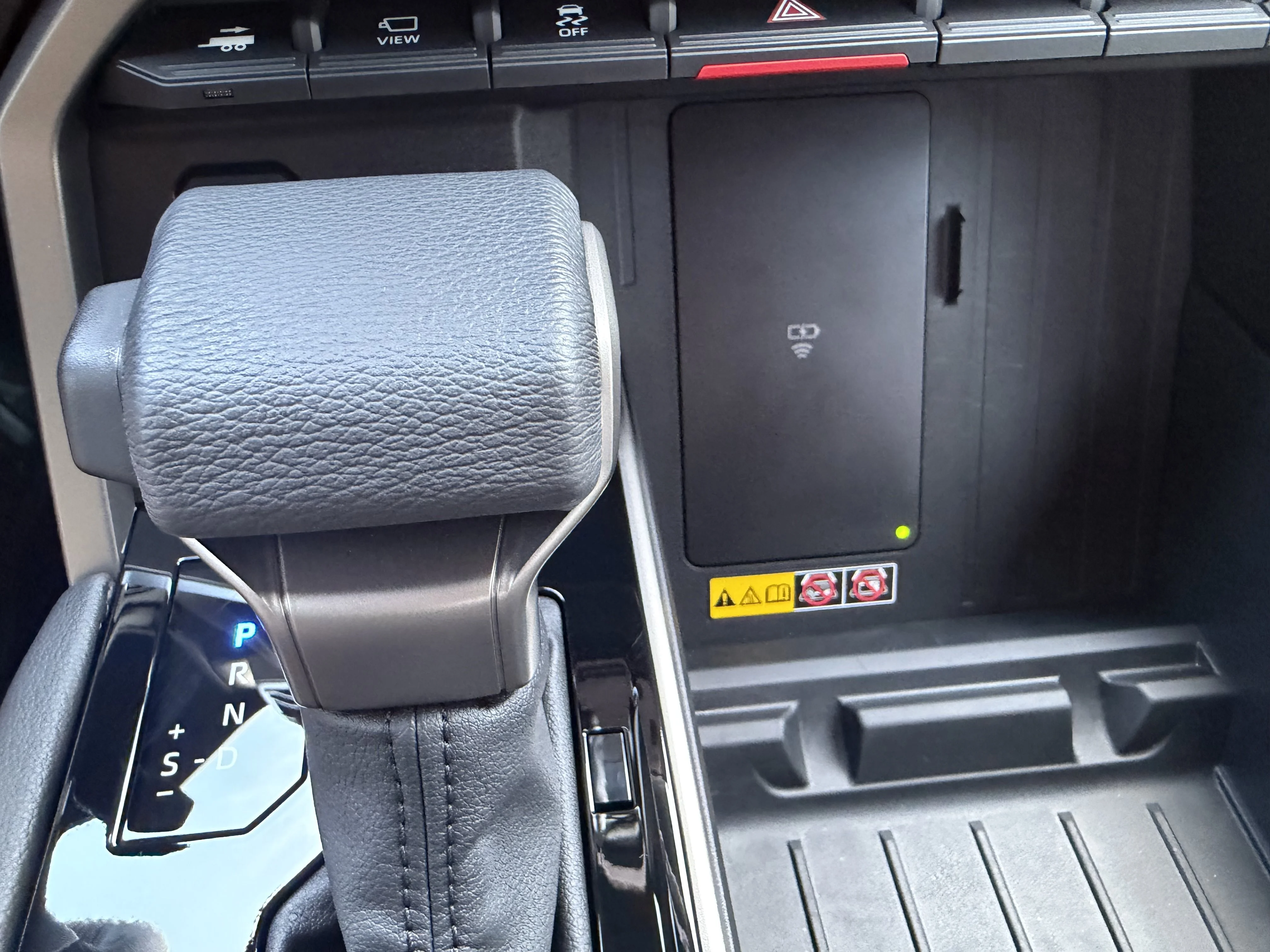 Used 2026 MAGNETIC GREY Toyota Limited image 19