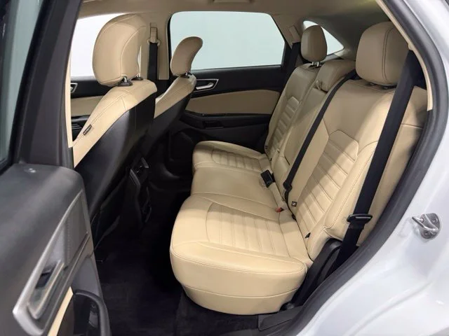 Used 2015 White Ford SEL image 29