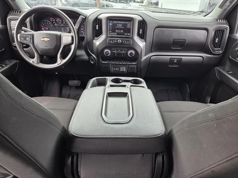 Used 2022 Summit White CHEVROLET CUSTOM image 13