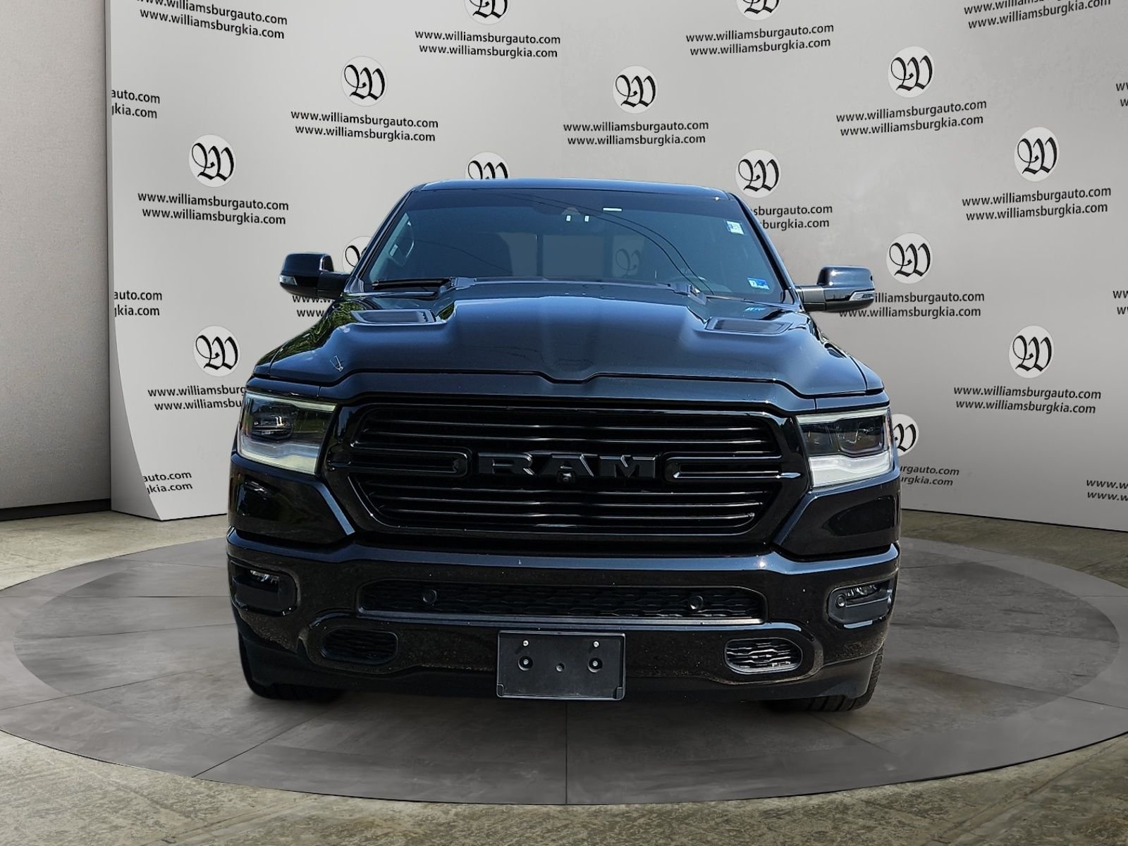 Used 2024 Black Ram Laramie image 8