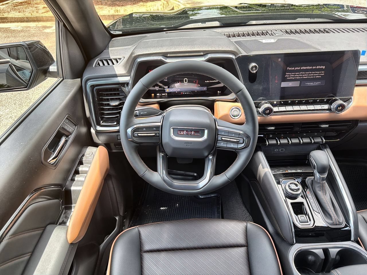 2026 GMC Canyon AT4 - Photo 10