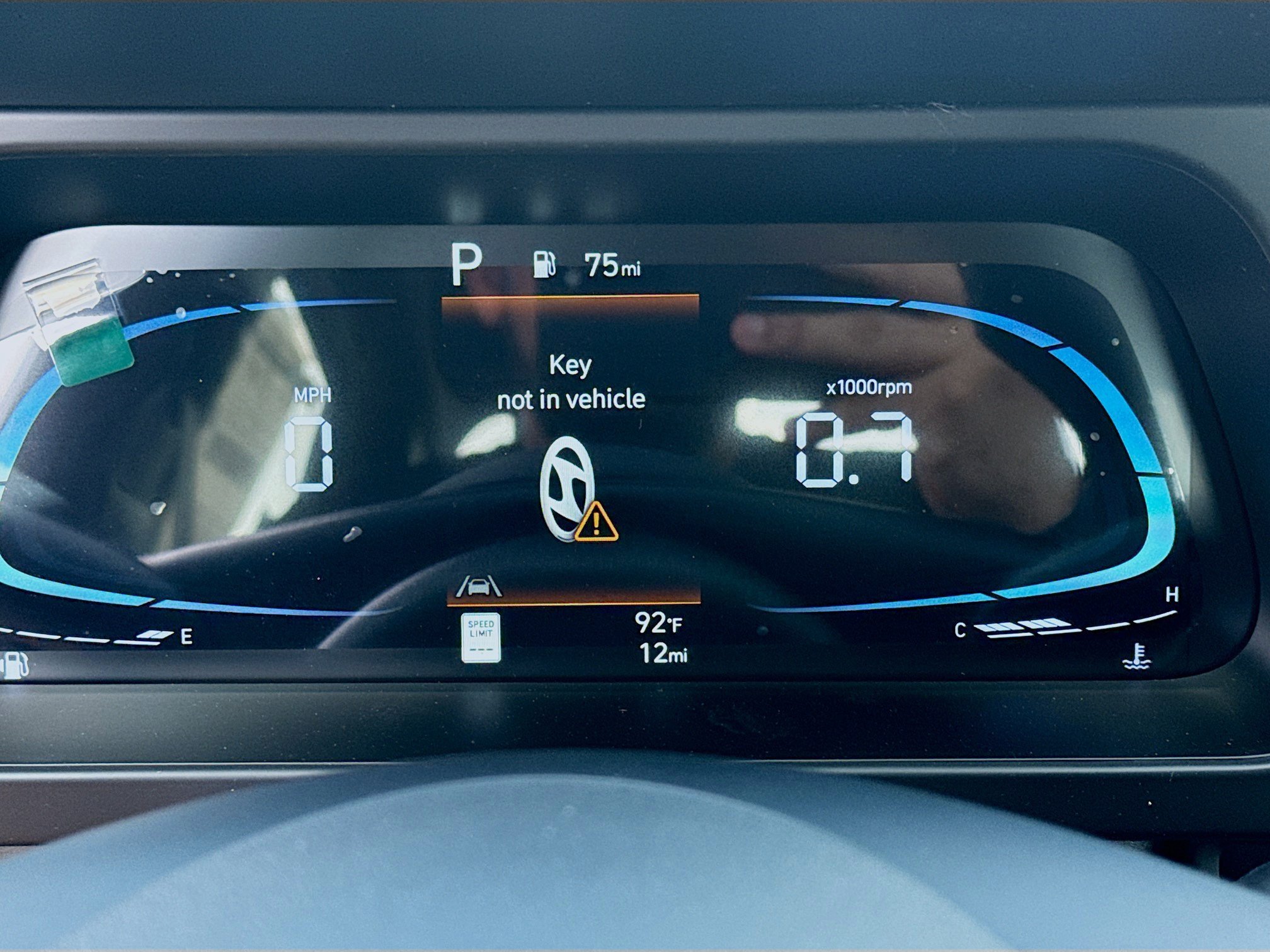 New 2026 Amazon Gray Hyundai SEL Sport image 33
