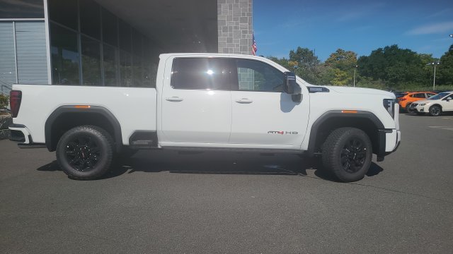 2026 GMC Sierra 2500HD AT4 - Photo 8