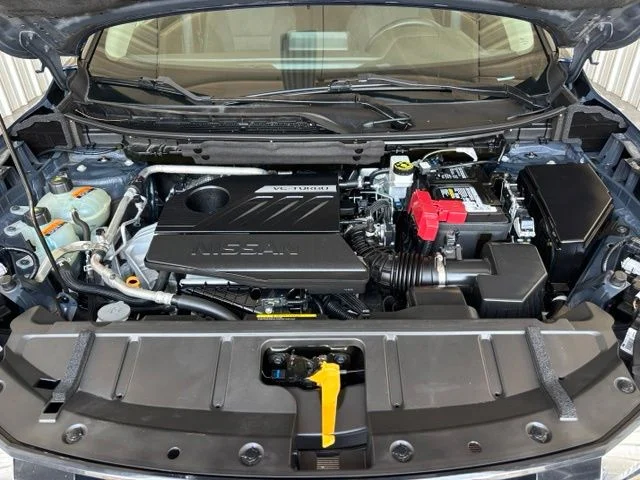 Used 2024 Blue Nissan SV image 28