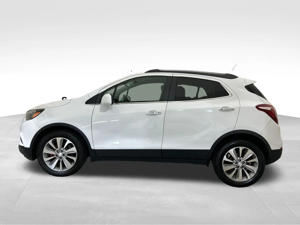 Used 2020 White Buick Preferred image 2