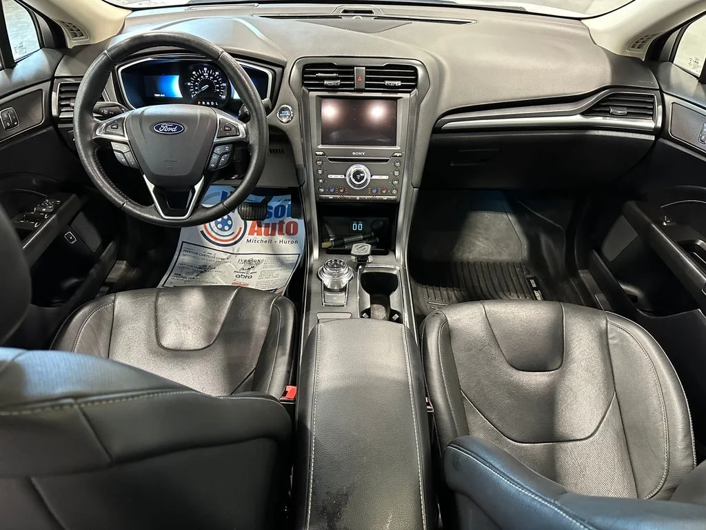 Used 2019 White Ford Titanium image 27