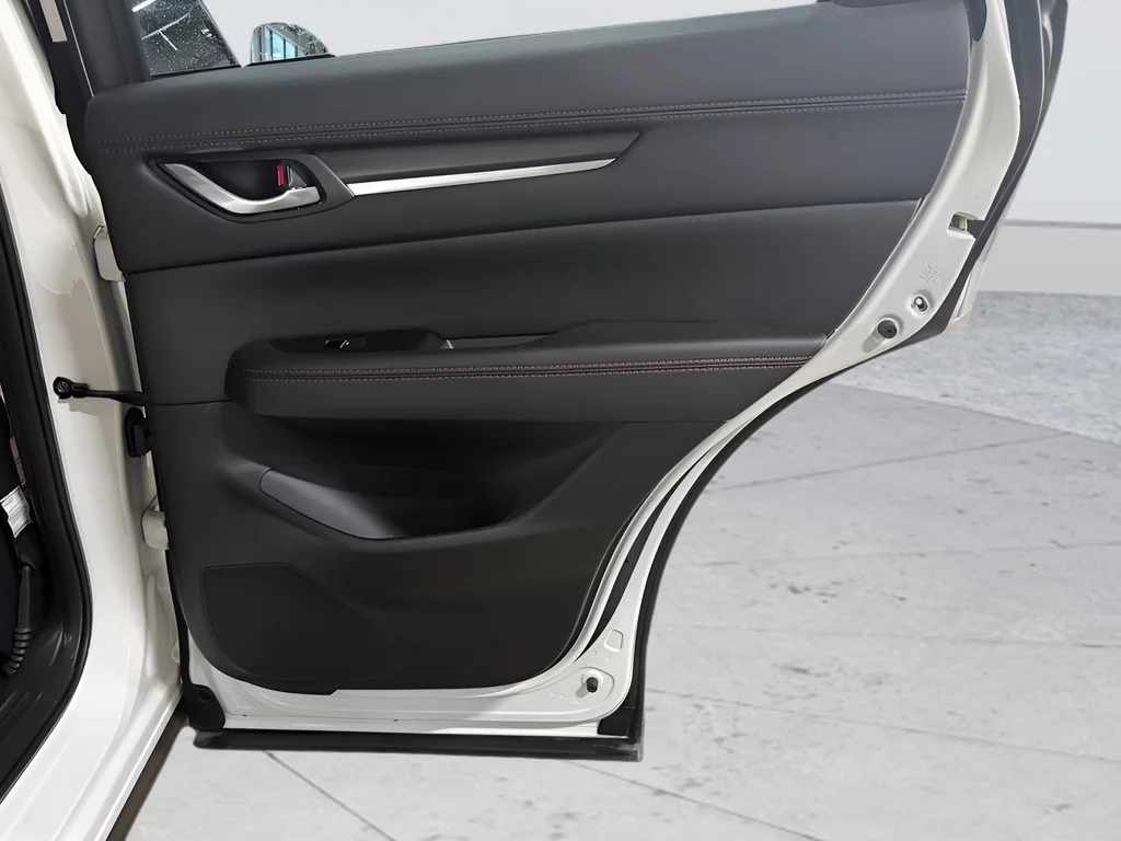 Used 2024 White Mazda 2.5 Carbon Turbo image 22