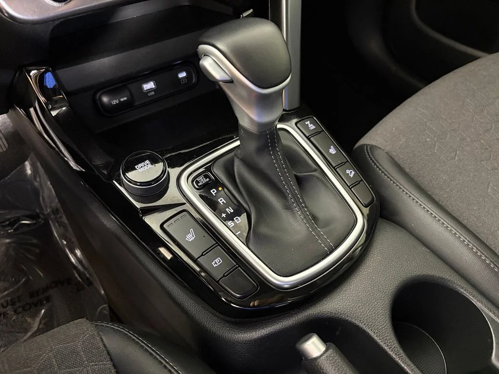 Used 2024 Gray Kia X-Line image 28