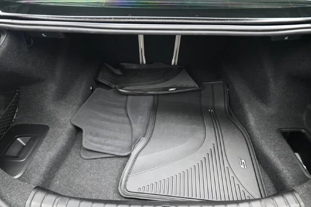 2023 BMW 5 Series M550i - Photo 20