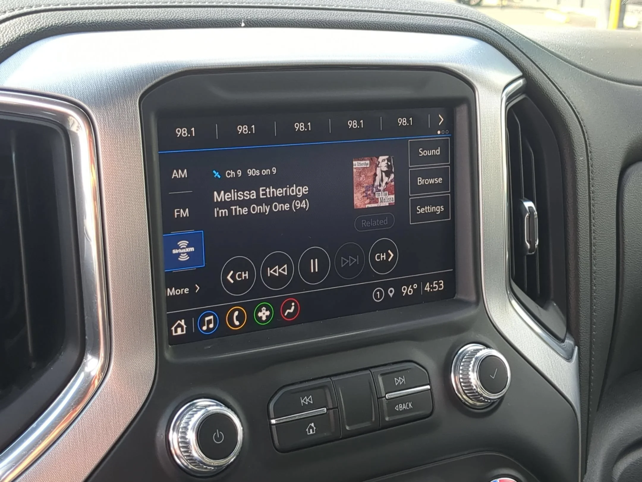 Used 2021 Pacific Blue Metallic GMC SLT image 12