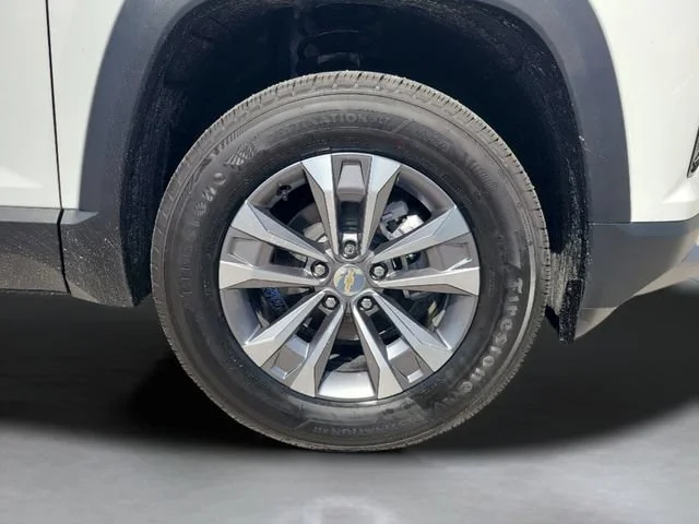 New 2027 Summit White Chevrolet LT image 35