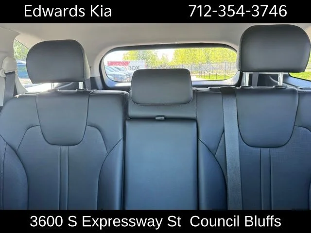 2025 Kia Sorento S - Photo 20
