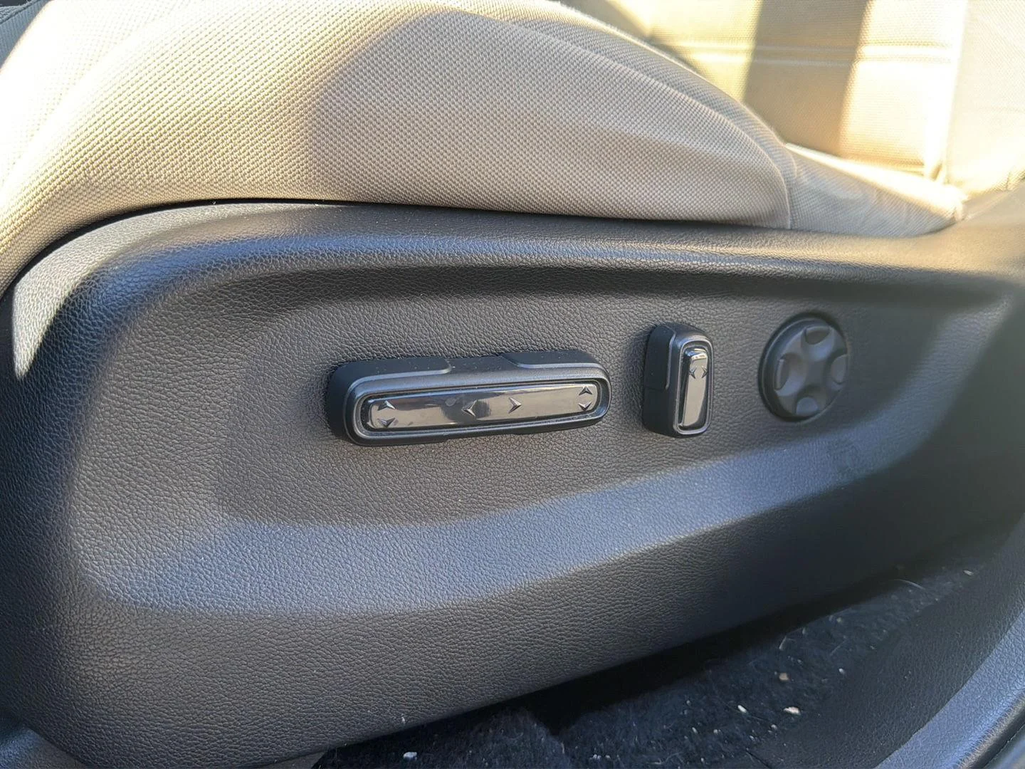 Used 2018 Sandstorm Metallic Honda EX image 18