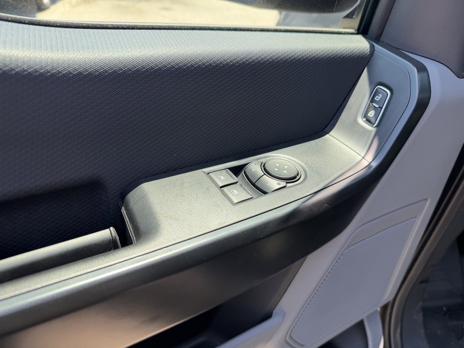 New 2026 Carbonized Gray Metallic Ford XL image 18