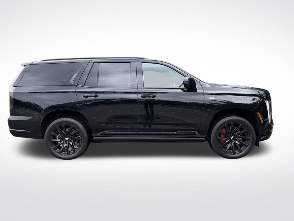 Used 2025 Black Cadillac Sport image 5