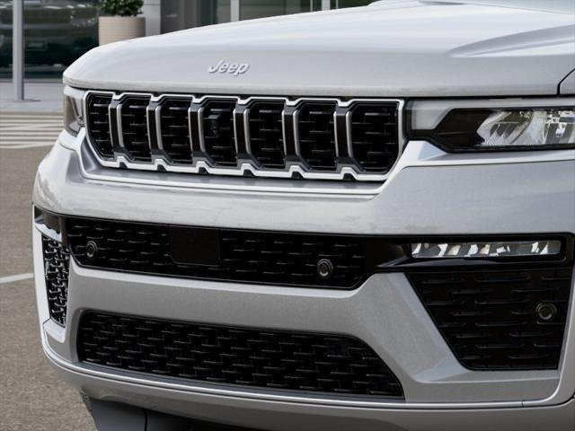New 2026 Silver Zynith Exterior Paint Jeep Summit image 29