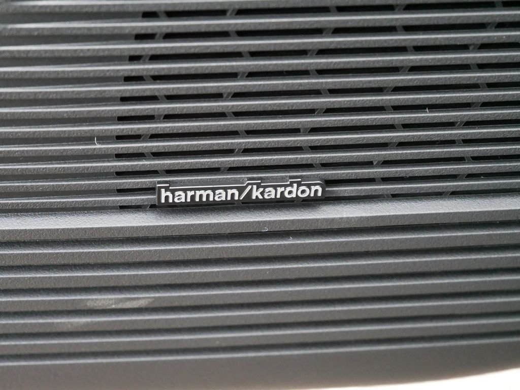 2026 Subaru Outback Limited XT - Photo 11