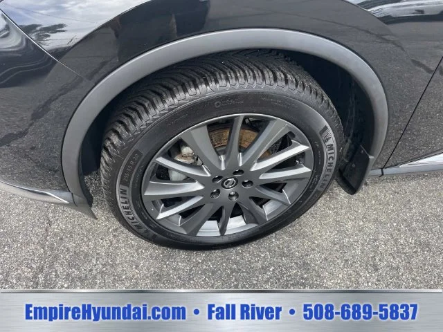 Used 2021 Black Nissan SV image 12